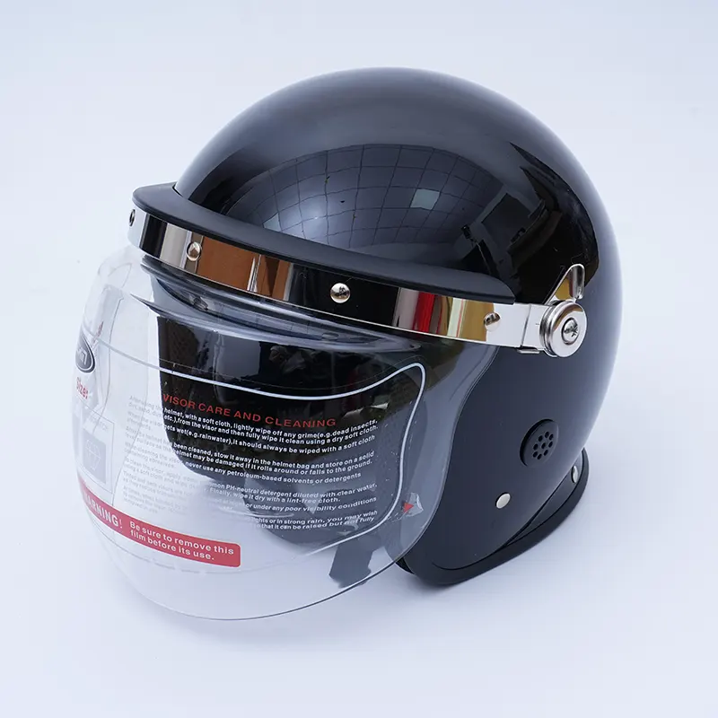 Casque anti-émeute à visière transparente